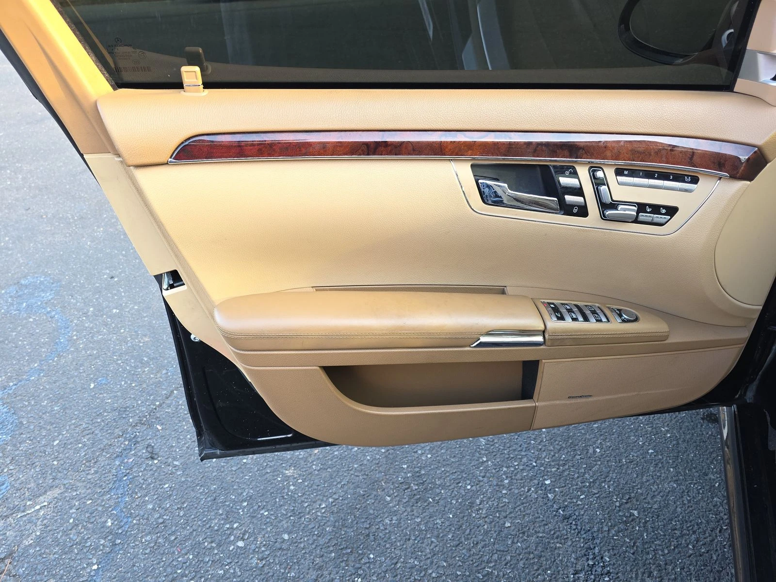 Mercedes-Benz S 63 AMG ПОДГРЕВ* ОБДУХВАНЕ* МАСАЖ* КАМЕРА* КЕЙЛЕС*  - изображение 9