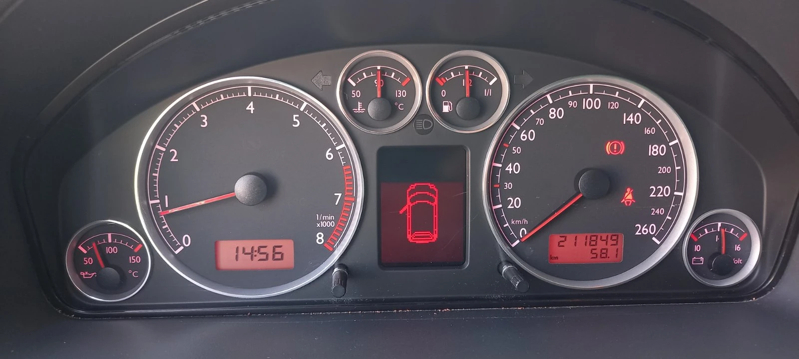 Seat Alhambra 1.8T 7места Швейцария, снимка 16 - Автомобили и джипове - 53735859