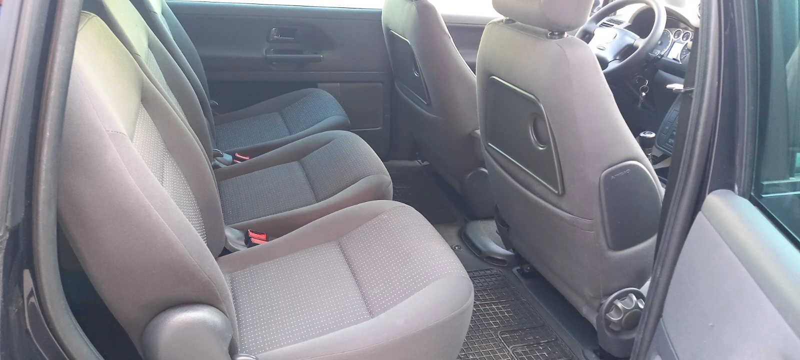 Seat Alhambra 1.8T 7места Швейцария, снимка 12 - Автомобили и джипове - 53735859