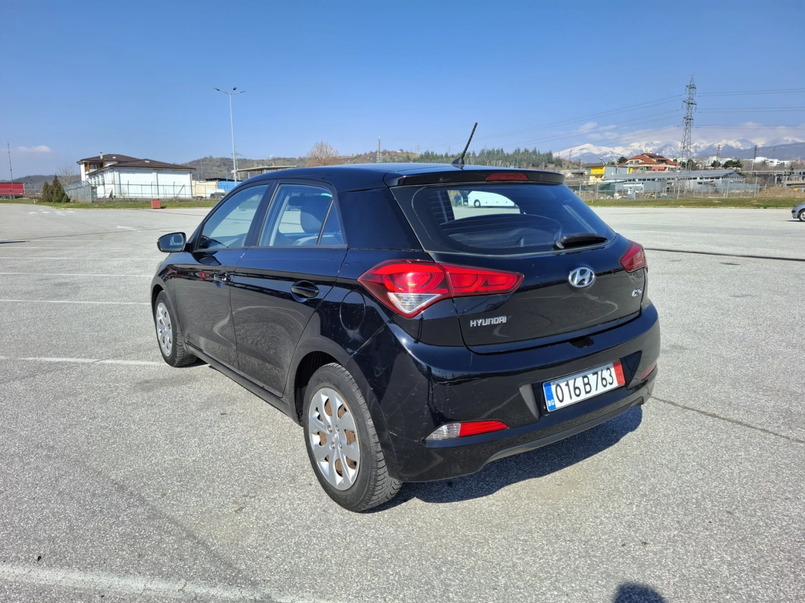 Hyundai I20 1.1 CRDi* EURO6 * 6-скорости , снимка 2 - Автомобили и джипове - 53743340