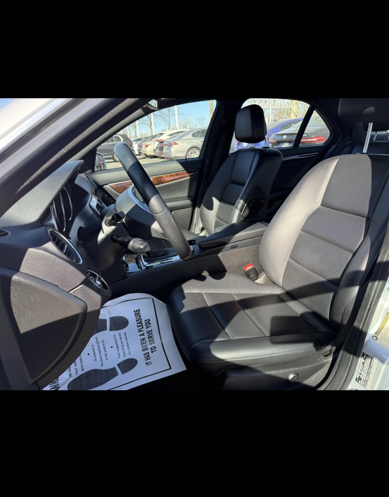 Mercedes-Benz C 300, снимка 7 - Автомобили и джипове - 53866518