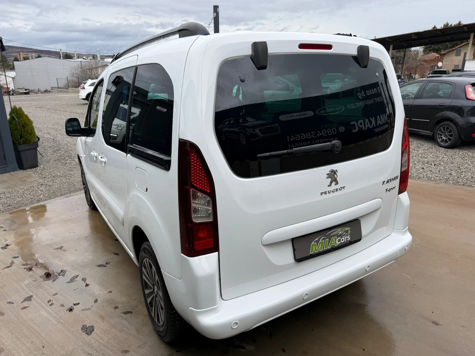 Peugeot Partner 1.6HDI* 99h.p* 2017* EURO6* ПЪТНИЧЕСКО, снимка 2 - Автомобили и джипове - 53977558