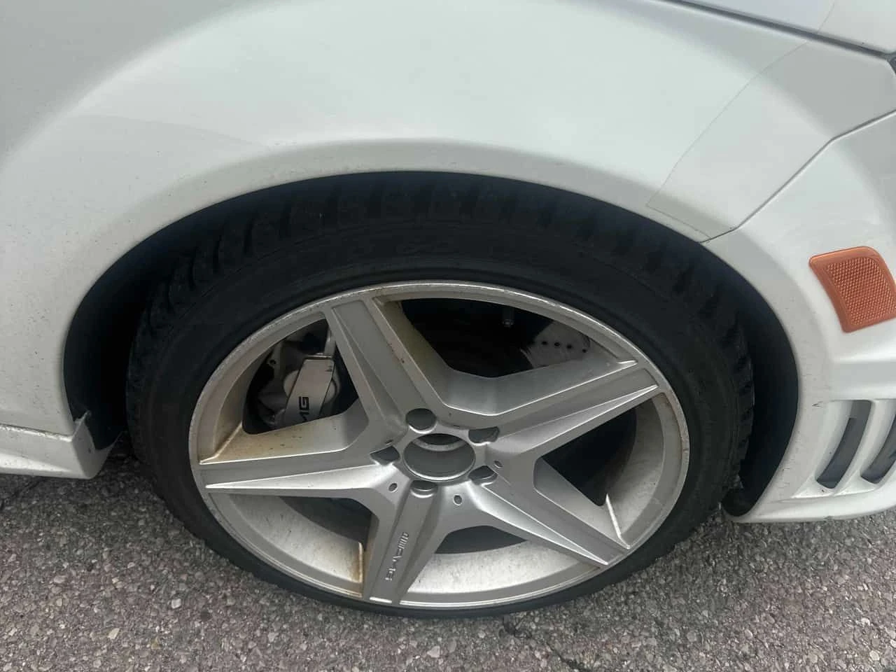 Mercedes-Benz C 63 AMG * PANO* KEYLESS* ПОДГРЕВ* 2 КЛЮЧА* , снимка 7 - Автомобили и джипове - 54213533