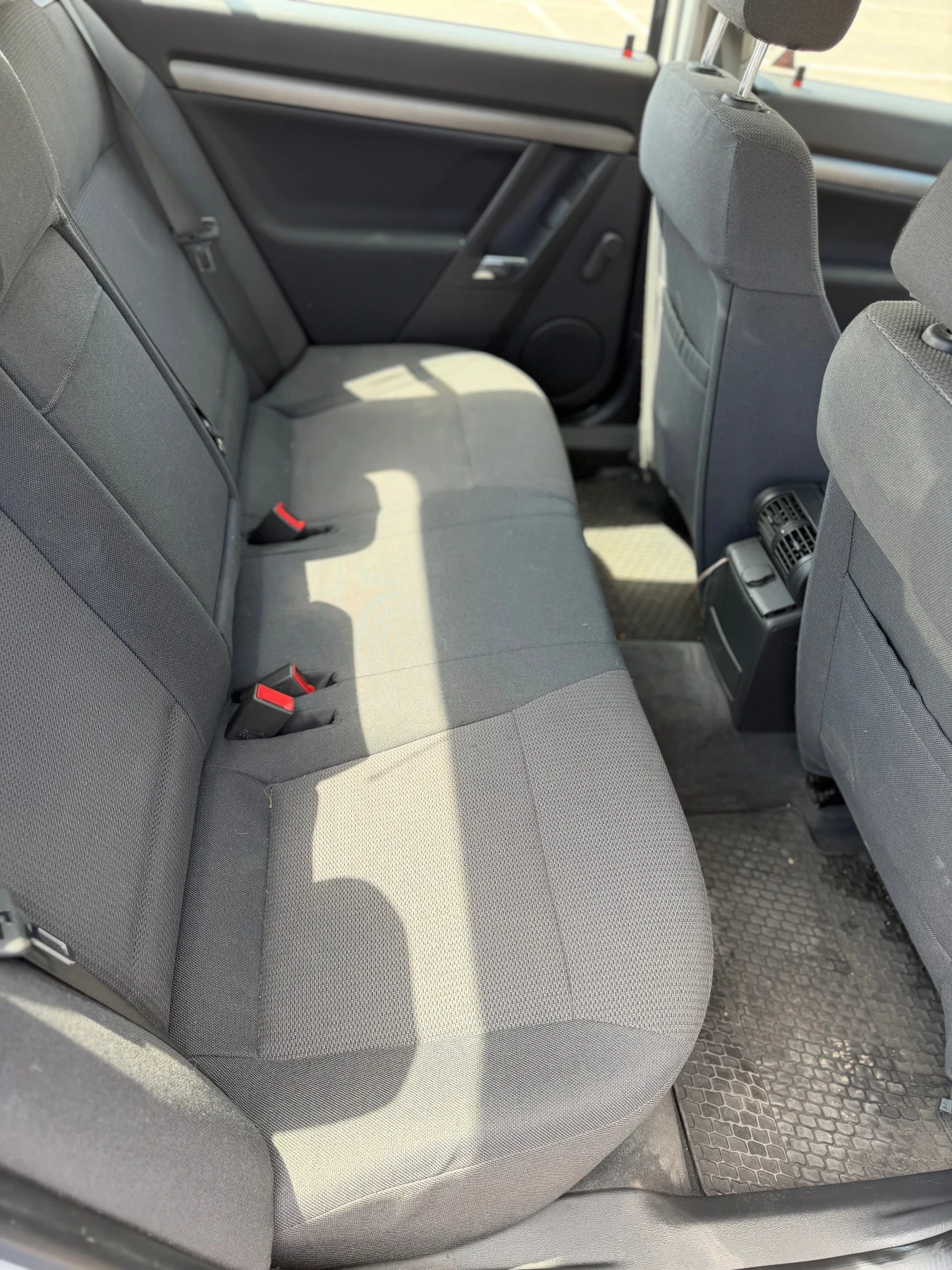 Opel Vectra АВТОМАТИК, снимка 10 - Автомобили и джипове - 54259525