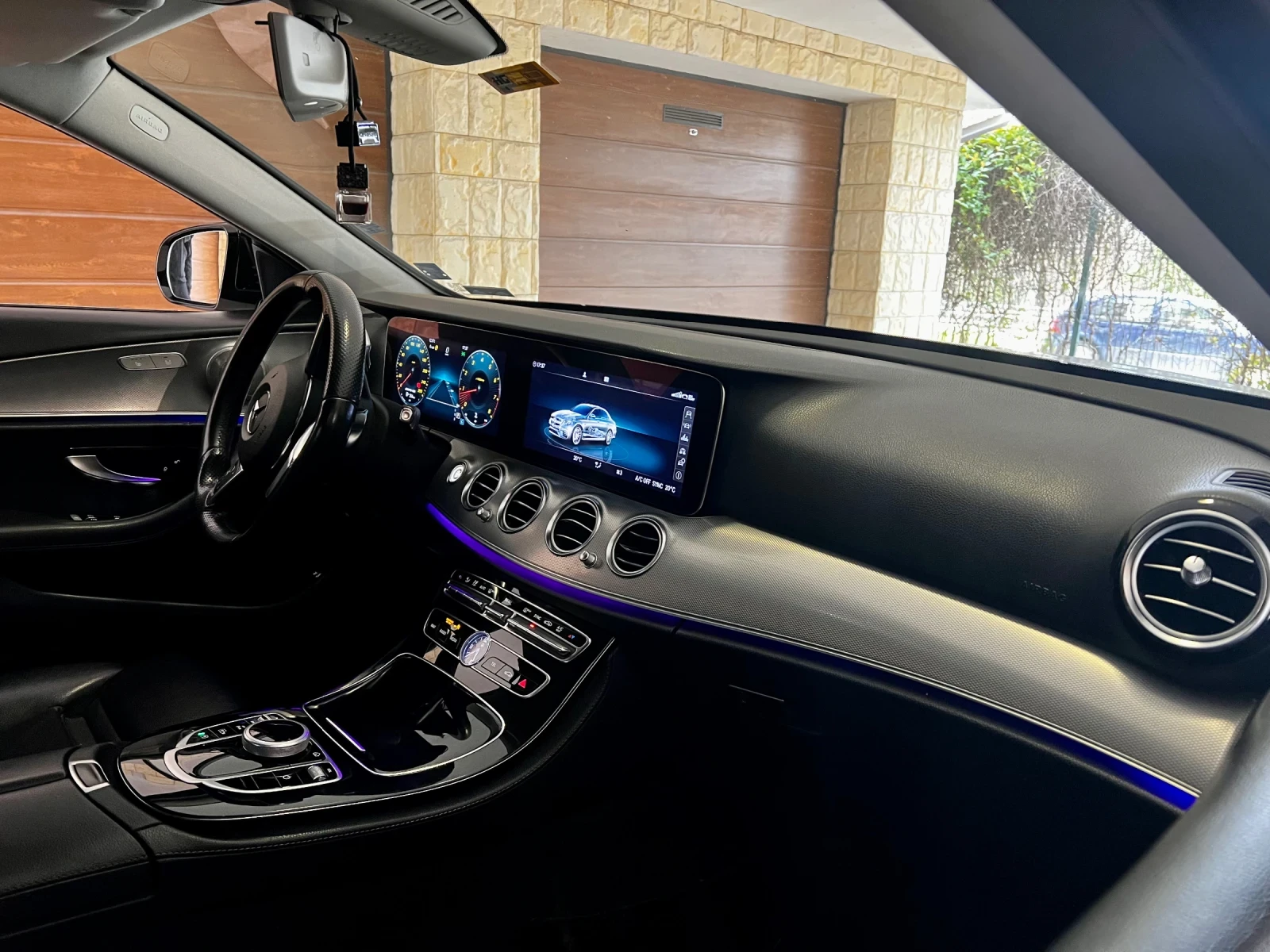 Mercedes-Benz E 220 W213, снимка 11 - Автомобили и джипове - 54543242