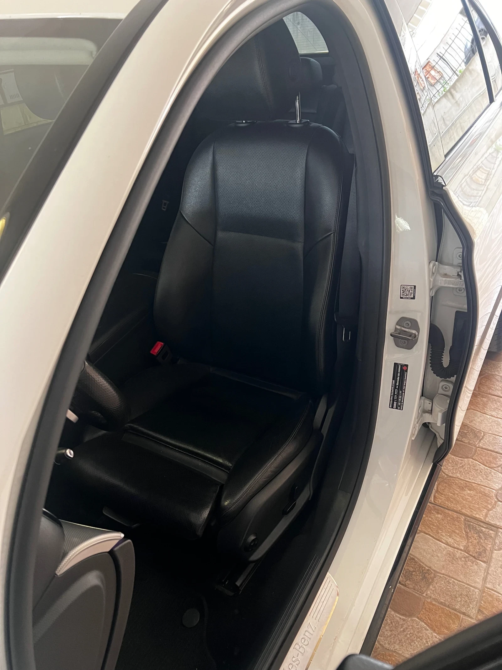 Mercedes-Benz E 220 W213, снимка 10 - Автомобили и джипове - 54543242