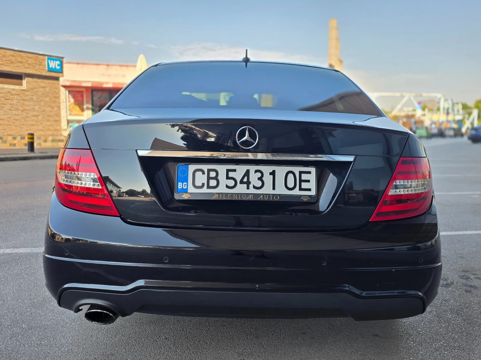 Mercedes-Benz C 220 CDI 6 МЕСЕЦА ГАРАНЦИЯ/2.2CDI AMG 170кс /Facelift, снимка 4 - Автомобили и джипове - 55569009