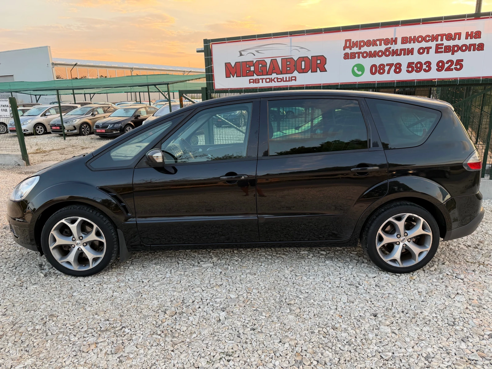 Ford S-Max 2.0TDCi/140p.s-Titanium/Panorama-7 Mesten!!!, снимка 8 - Автомобили и джипове - 55891693