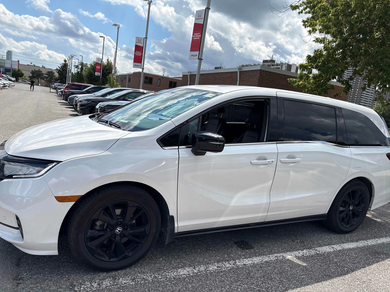 Honda Odyssey * Black Edition * CARFAX * ОПЦИЯ ЗА ФИНАНСИРАНЕ , снимка 12 - Автомобили и джипове - 55987956