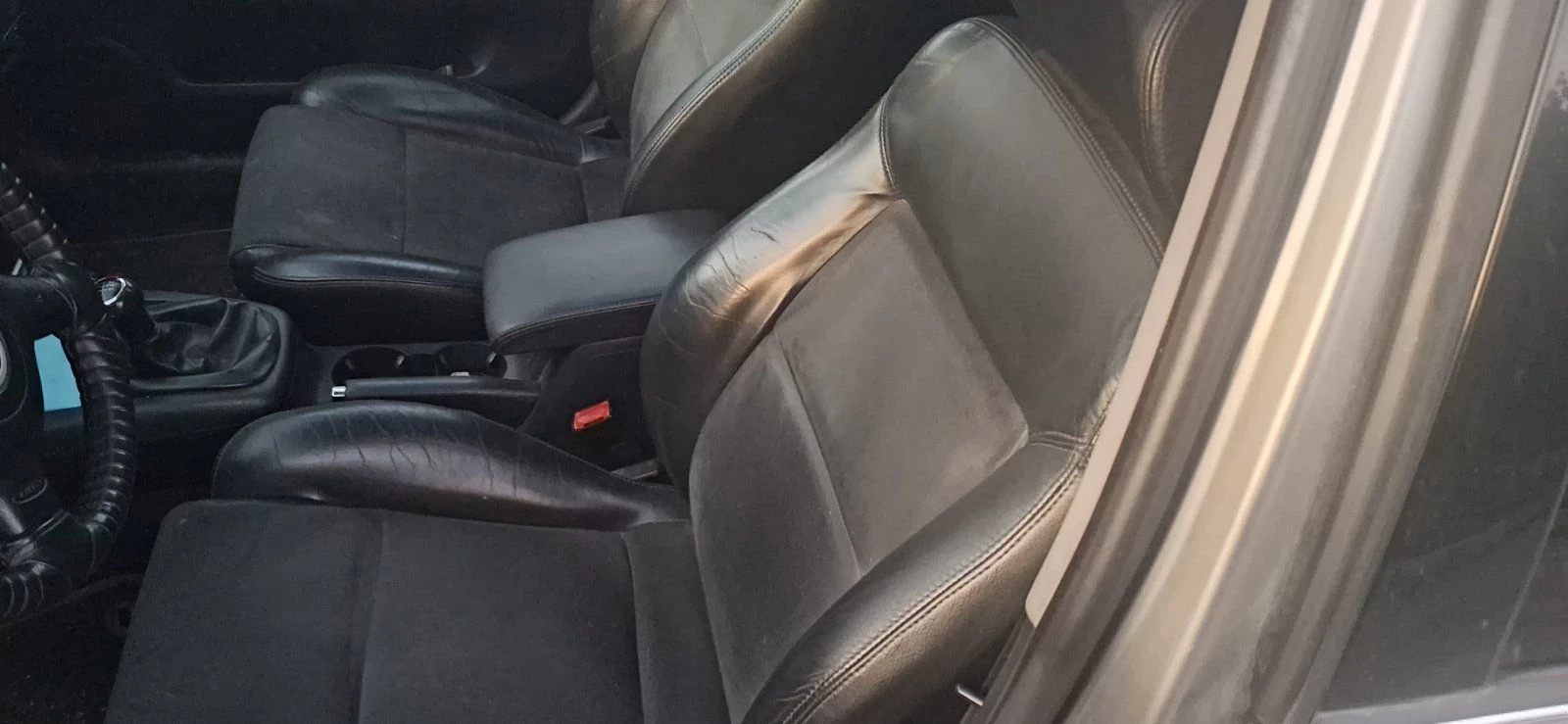 VW Passat 1.9 TDI, снимка 5 - Автомобили и джипове - 56033872