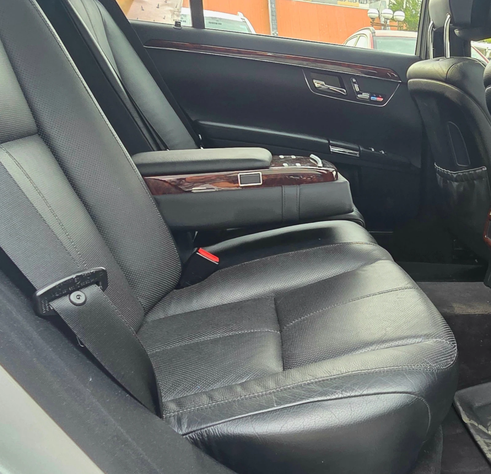Mercedes-Benz S 420 AMG/V8/Шибедах/HarmanKardon, снимка 10 - Автомобили и джипове - 56166504