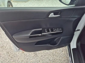 Kia Sportage Restyling Hibrid Automatic - 32500 лв. - 21269511 10