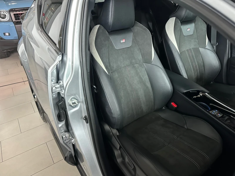 Toyota C-HR GR* Sport, снимка 8 - Автомобили и джипове - 48641005