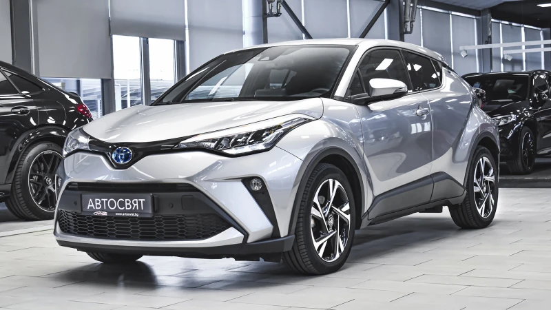 Toyota C-HR 2.0 Hybrid Club Automatic, снимка 4 - Автомобили и джипове - 51294452