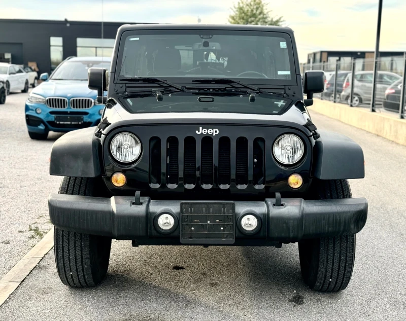 Jeep Wrangler 3.6i v6 SPORT, снимка 2 - Автомобили и джипове - 52391754
