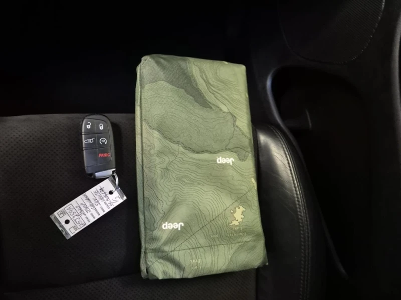 Jeep Grand cherokee 2020 ALTITUDE * CARFAX * БЕЗ ПЪРВОНАЧАЛНА ВНОСКА, снимка 7 - Автомобили и джипове - 53032625