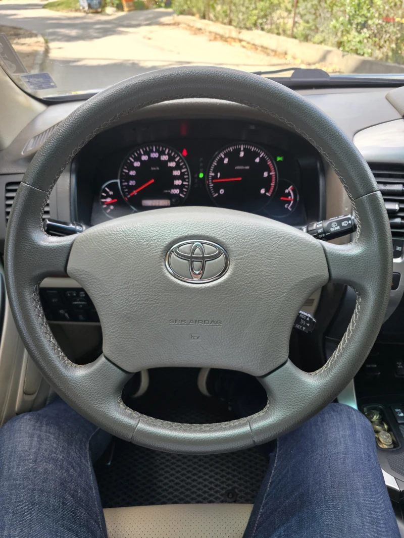 Toyota Land cruiser, снимка 7 - Автомобили и джипове - 53099705