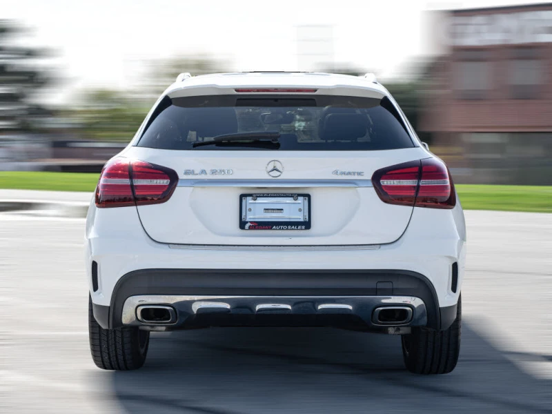 Mercedes-Benz GLA 250 4matic * CLEAN CARFAX * АвтоКредит * (ЦЕНА ДО БГ), снимка 5 - Автомобили и джипове - 53514891