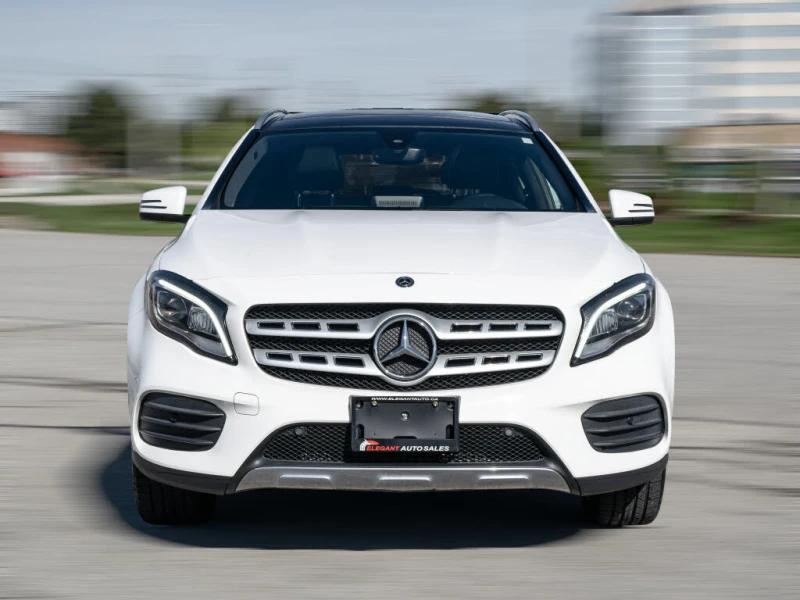 Mercedes-Benz GLA 250 4matic * CLEAN CARFAX * АвтоКредит * (ЦЕНА ДО БГ), снимка 2 - Автомобили и джипове - 53514891