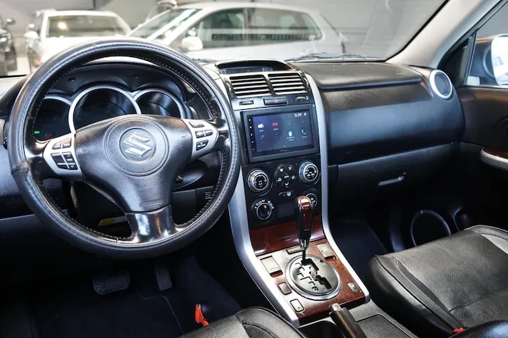 Suzuki Grand vitara 2.7 V6 ПАНОРАМА , снимка 12 - Автомобили и джипове - 53566716