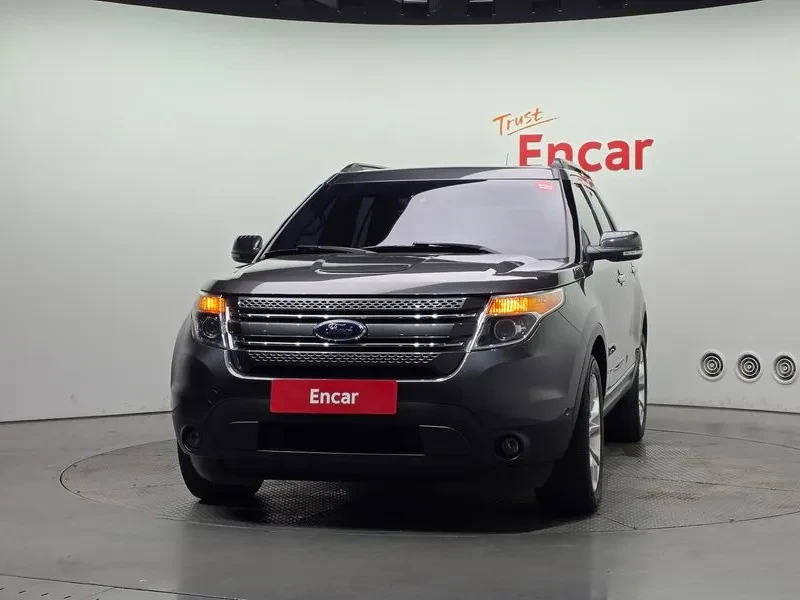 Ford Explorer 3.5 AWD - САМО 30% АВАНС, снимка 3 - Автомобили и джипове - 55429860