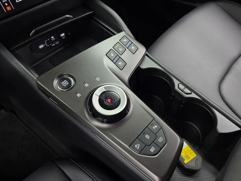 Kia Sportage 1.6 180 hp Automatic, снимка 9 - Автомобили и джипове - 55845807