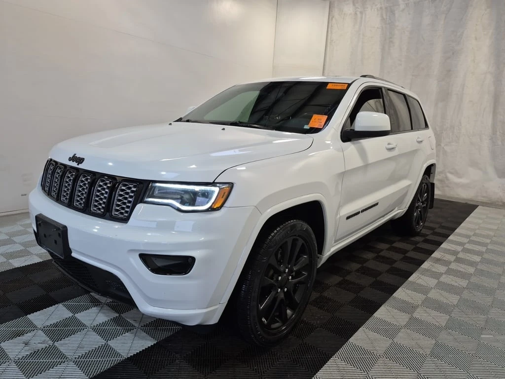 Jeep Grand cherokee 2020 ALTITUDE * CARFAX * БЕЗ ПЪРВОНАЧАЛНА ВНОСКА, снимка 1