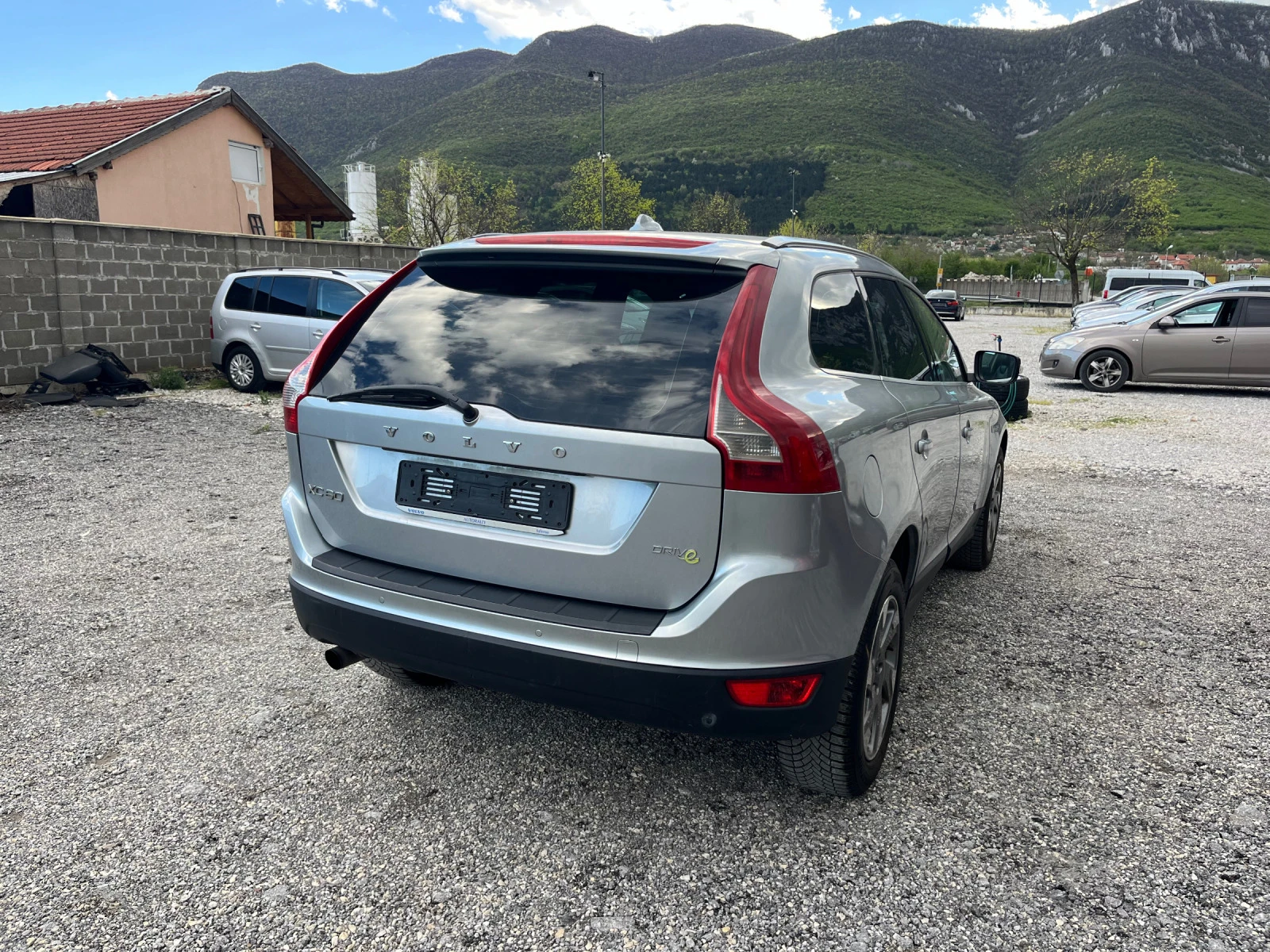 Volvo XC60 2.0D OCEAN RACE facelift - изображение 5