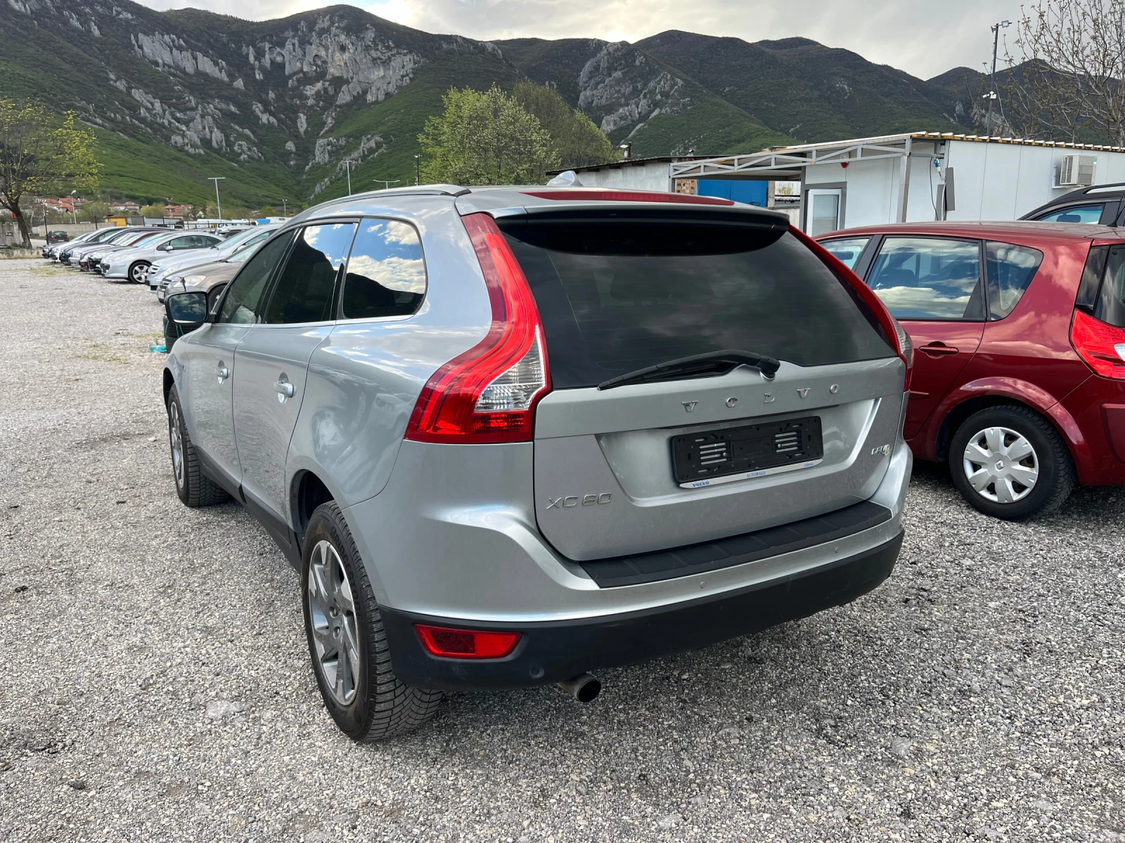 Volvo XC60 2.0D OCEAN RACE facelift - изображение 6