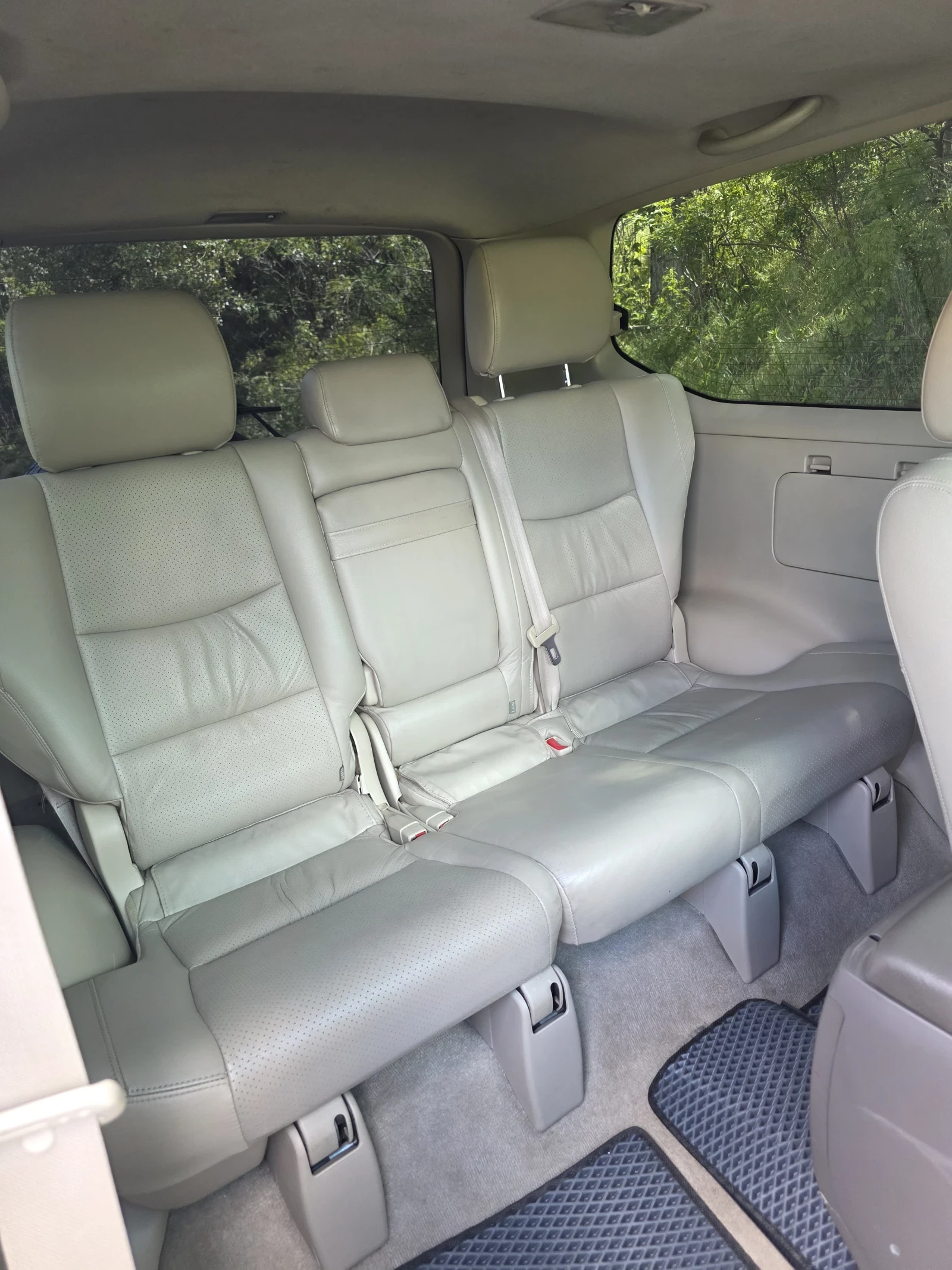 Toyota Land cruiser  - изображение 10