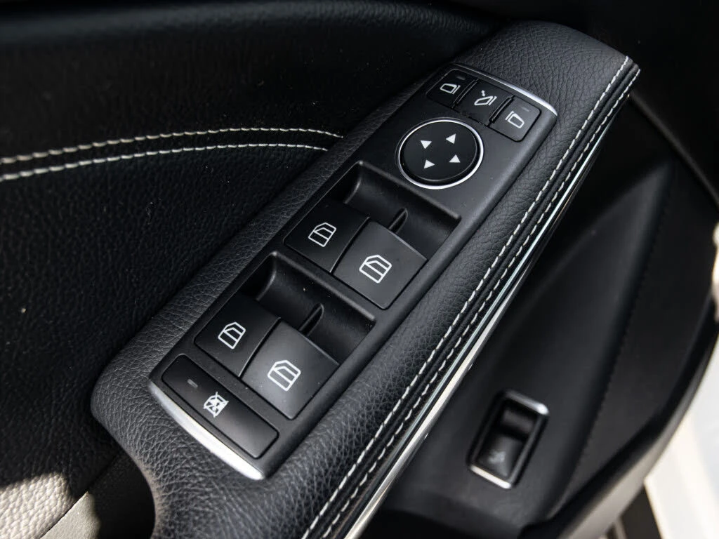 Mercedes-Benz GLA 250 4matic * CLEAN CARFAX * ���������� * (���� �� ��) | Mobile.bg � ����������� 12