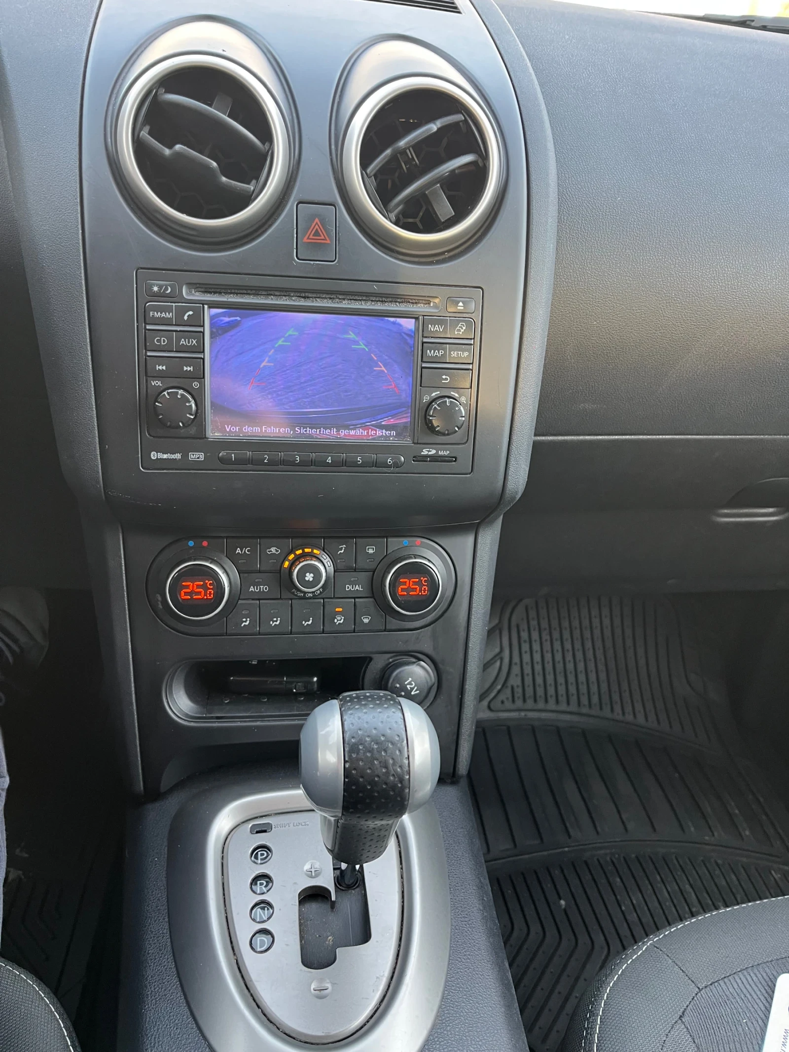 Nissan Qashqai + 2 2.0DCI 4WD Facelift | Mobile.bg � ����������� 11