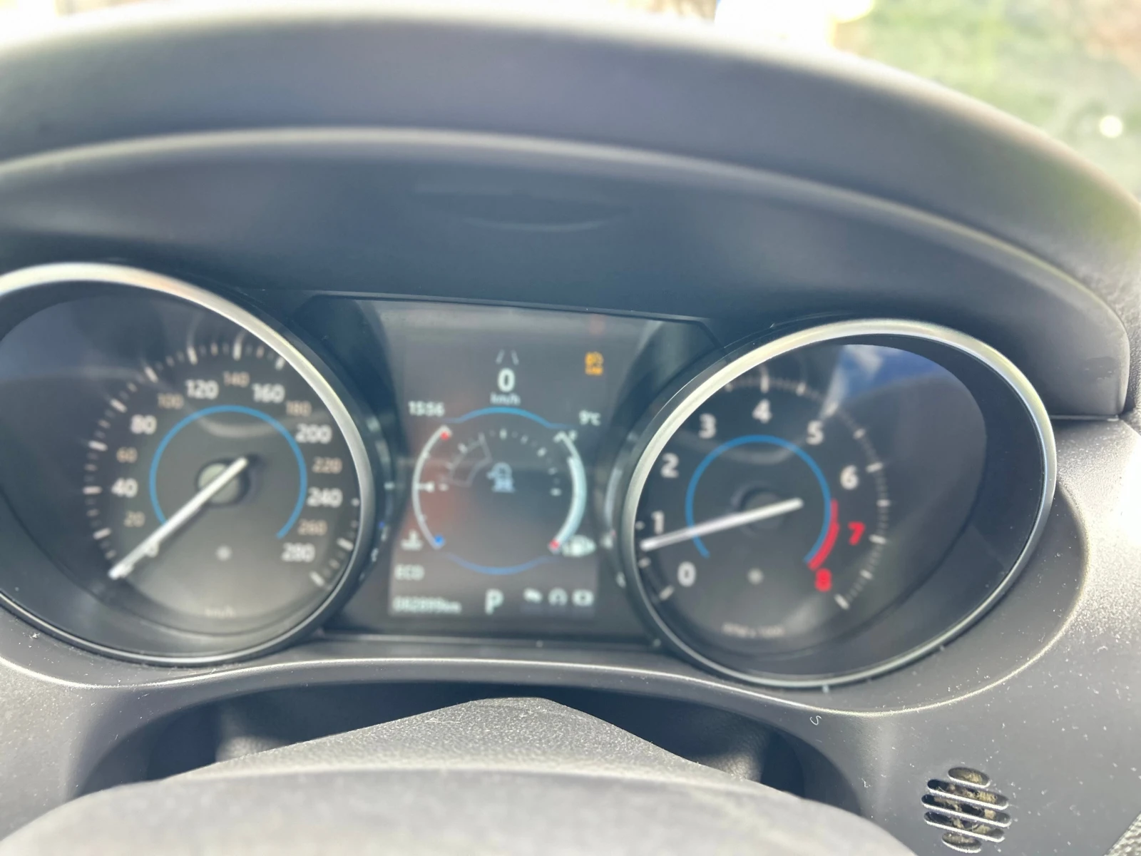 Jaguar F-PACE AWD 300T, снимка 13 - Автомобили и джипове - 54007864