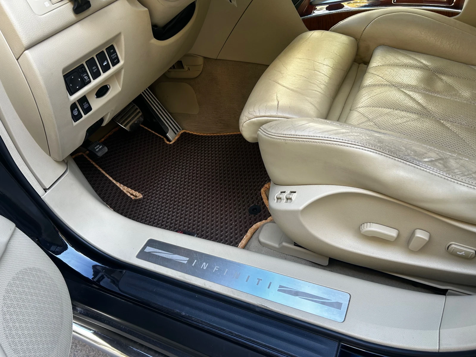 Infiniti Fx 30 DS* * FULL* * , снимка 8 - Автомобили и джипове - 54605751