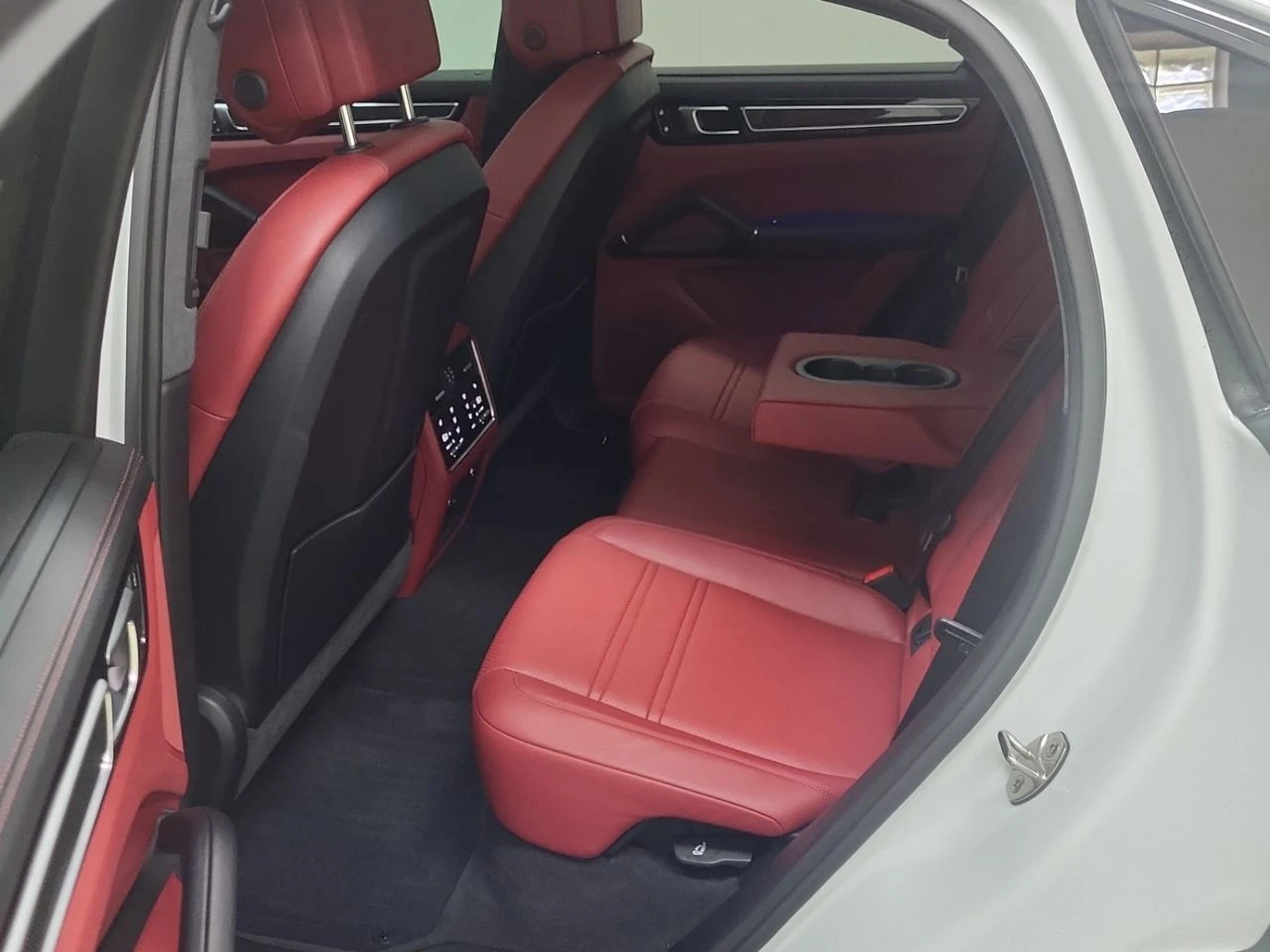 Porsche Cayenne GTS, снимка 12 - Автомобили и джипове - 55728688
