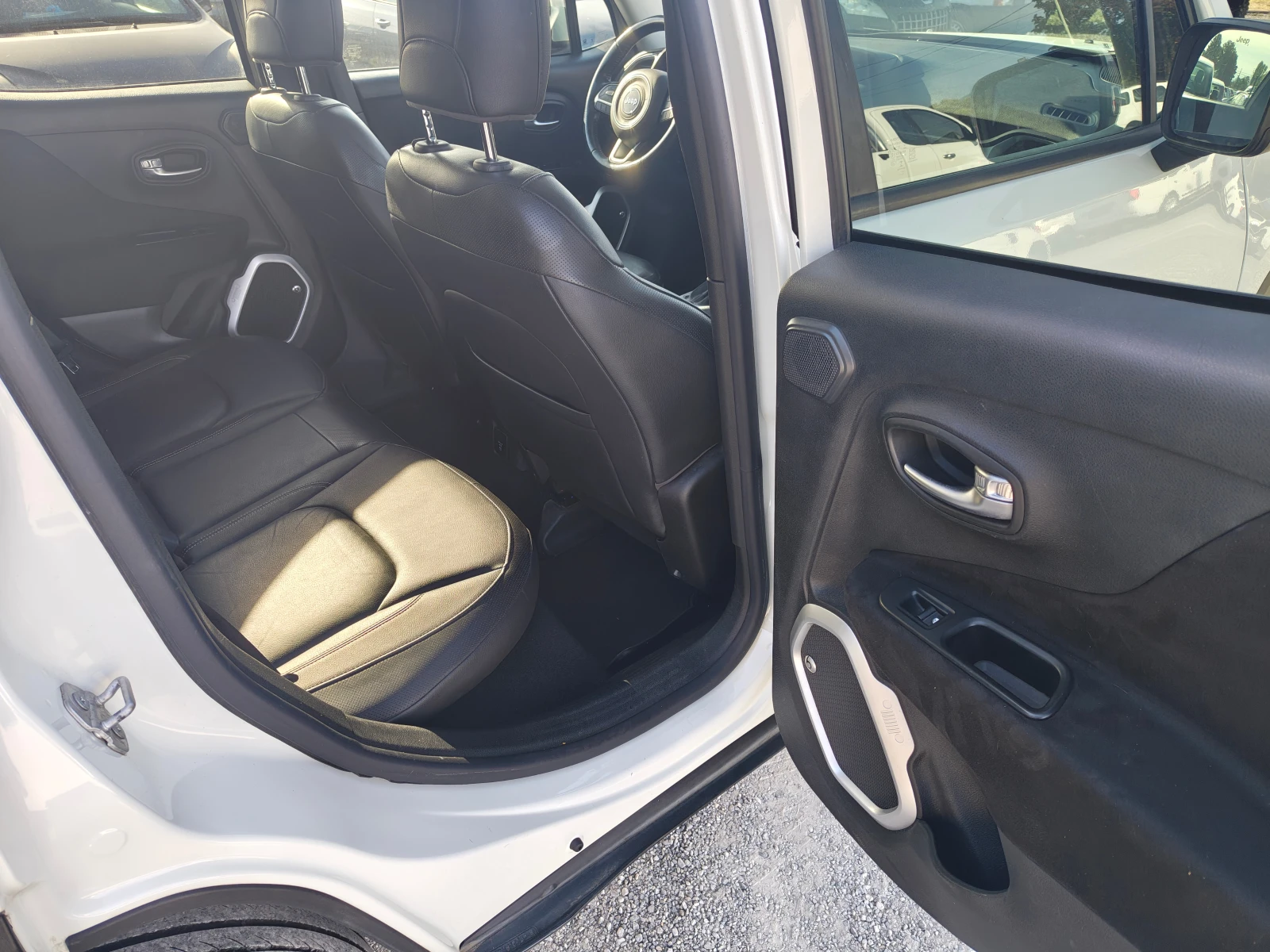 Jeep Renegade 2.0 M-jet | Mobile.bg � ����������� 12