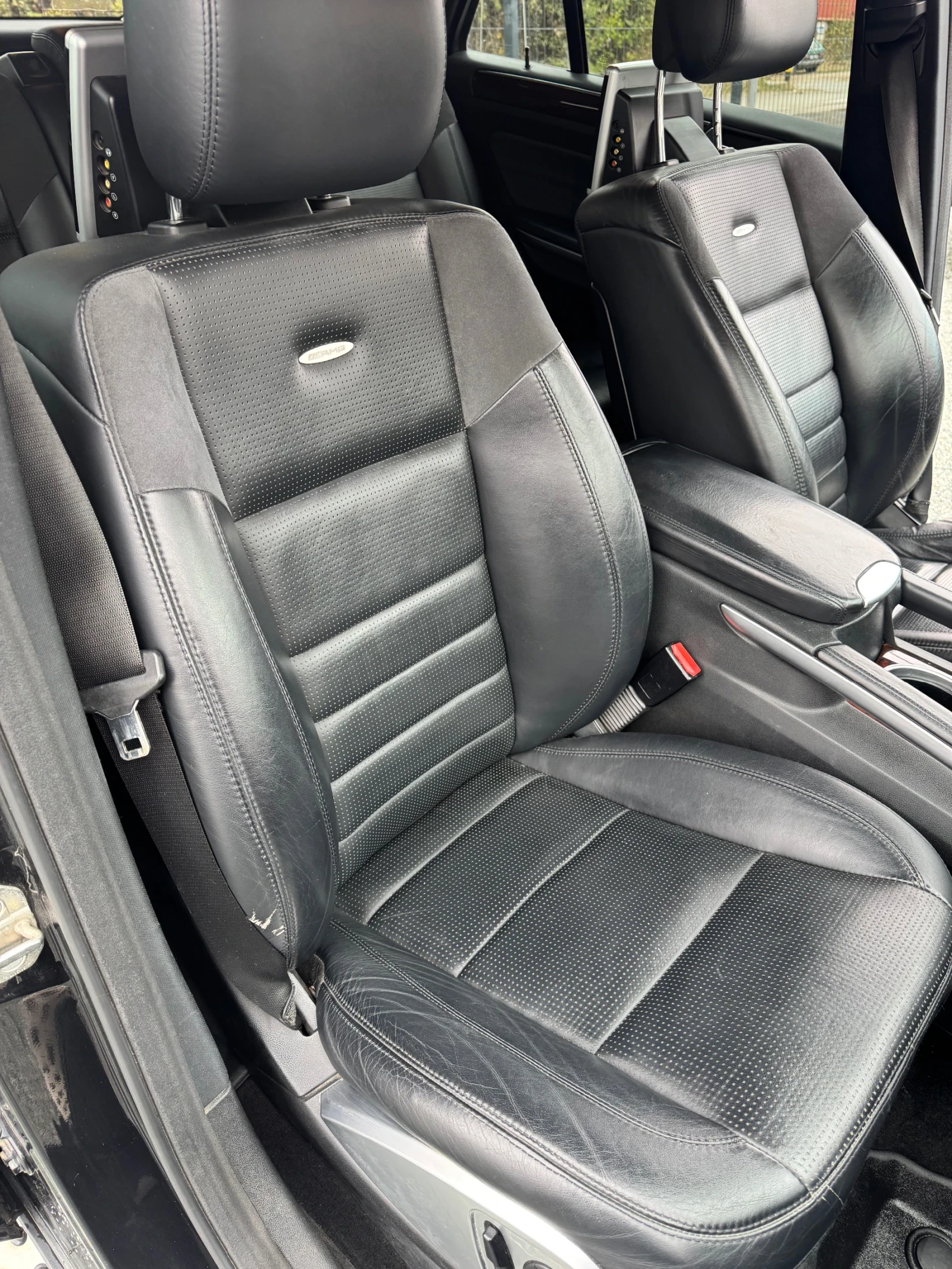 Mercedes-Benz ML 63 AMG, снимка 9 - Автомобили и джипове - 56640135