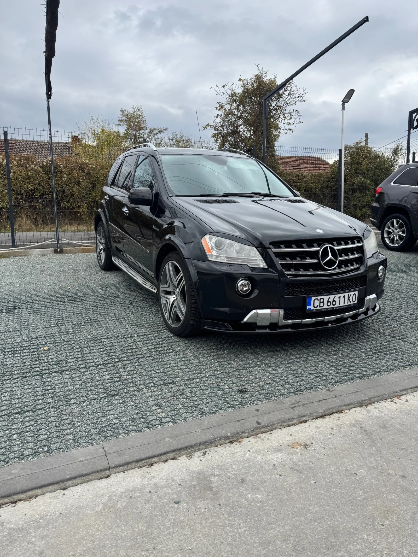Mercedes-Benz ML 63 AMG, снимка 3 - Автомобили и джипове - 56640135