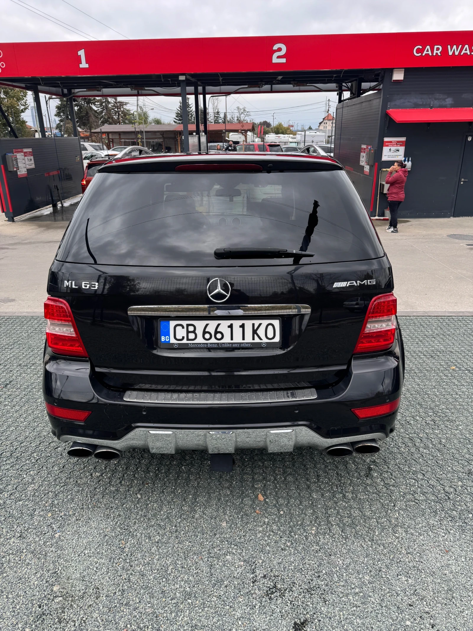 Mercedes-Benz ML 63 AMG, снимка 13 - Автомобили и джипове - 56640135