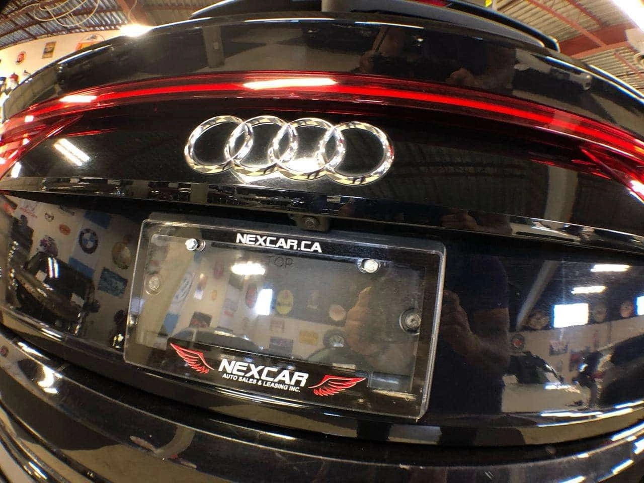 Audi Q8 * PROGRESSIV * S LINE LEATHER PAN/ROOF NAV , снимка 13 - Автомобили и джипове - 56710464