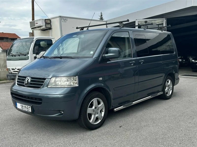 VW Multivan HIGHLINE, ПЕРФЕКТЕН, ОБСЛУЖЕН, РЕГИСТРИРАН , снимка 3 - Бусове и автобуси - 47470983