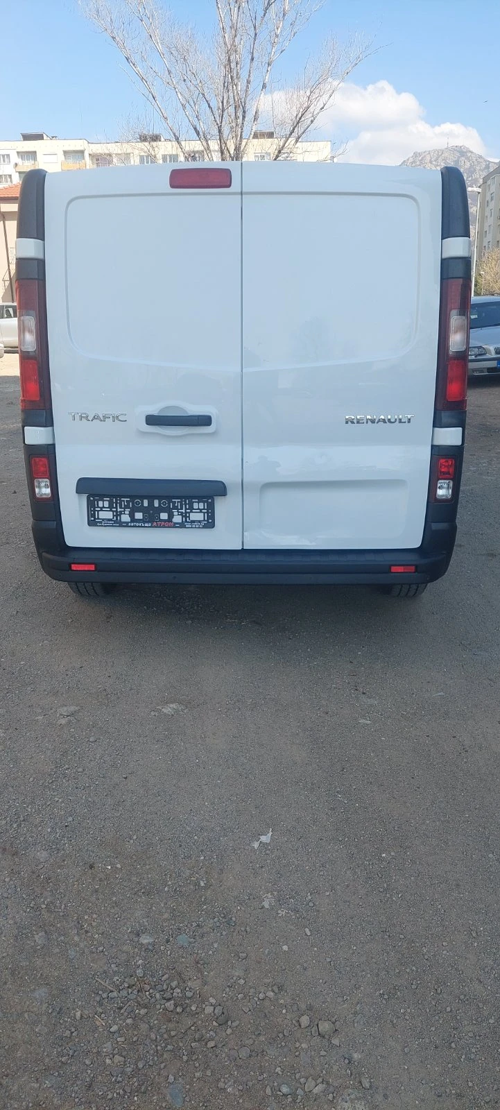 Renault Trafic 1.6 dti клима, снимка 4 - Бусове и автобуси - 53980035