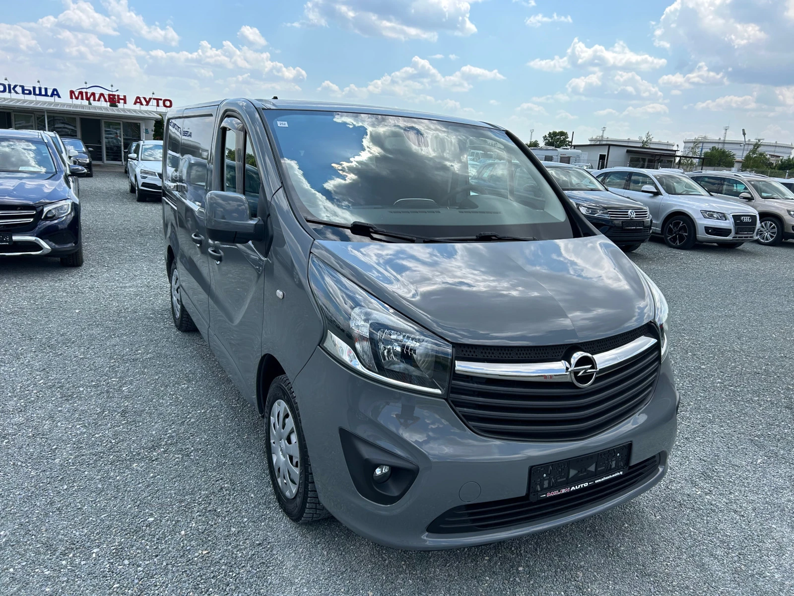 Opel Vivaro (KATO НОВА) - изображение 3