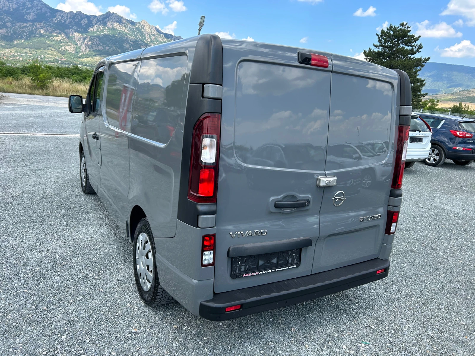 Opel Vivaro (KATO НОВА) - изображение 8