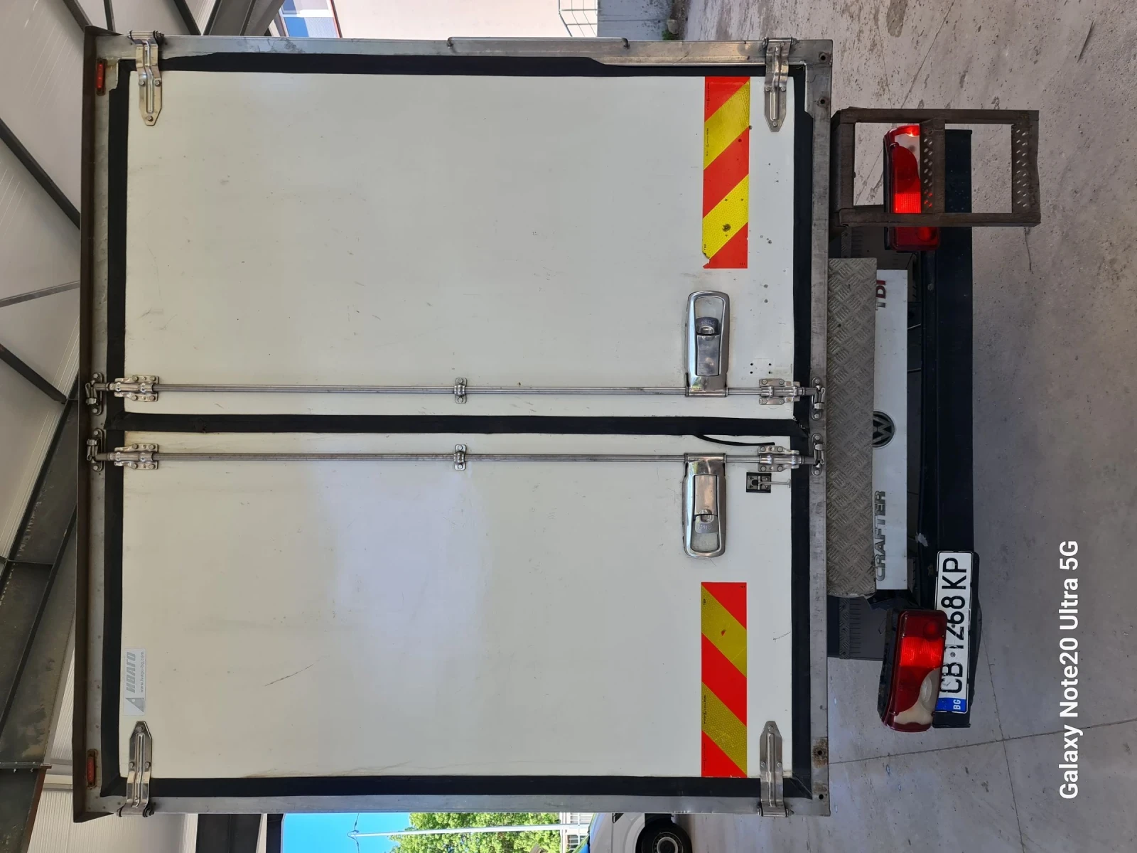 VW Crafter Хладилен, снимка 2 - Бусове и автобуси - 54565442