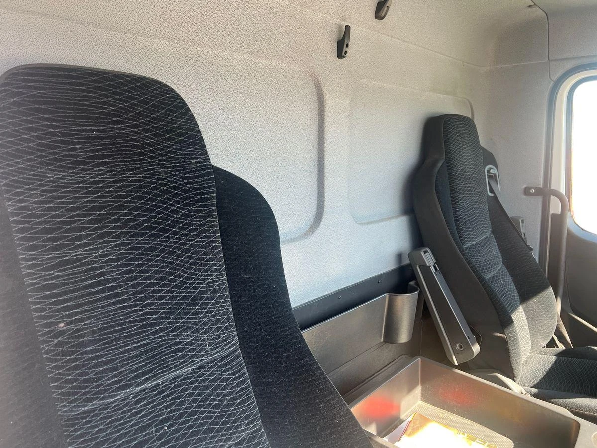 Mercedes-Benz Atego 818 7.2М L 4x2, снимка 12 - Камиони - 54120032