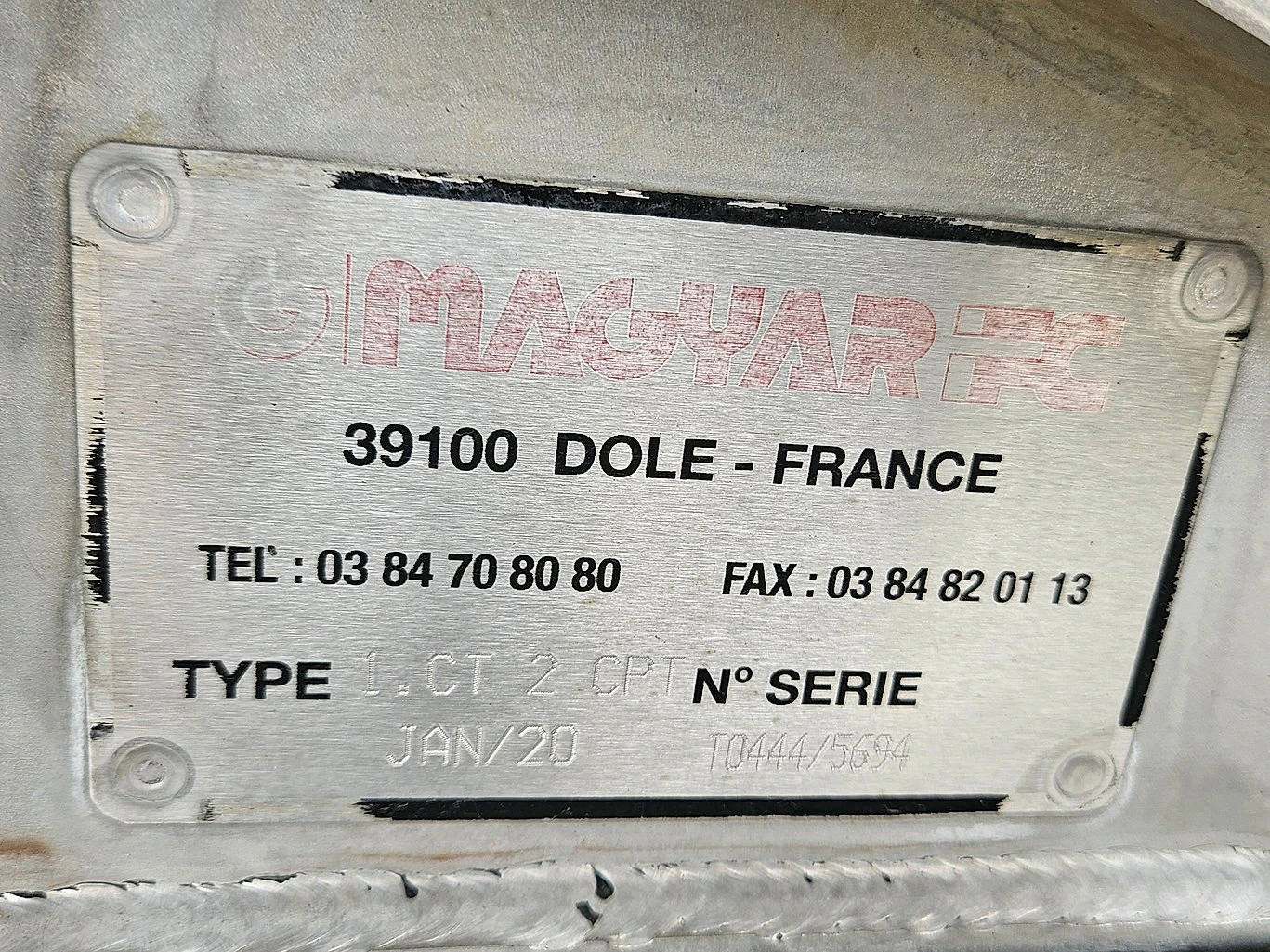 Renault T 11 000 л. Изолирана, неръждаема стомана, снимка 14 - Камиони - 55775204