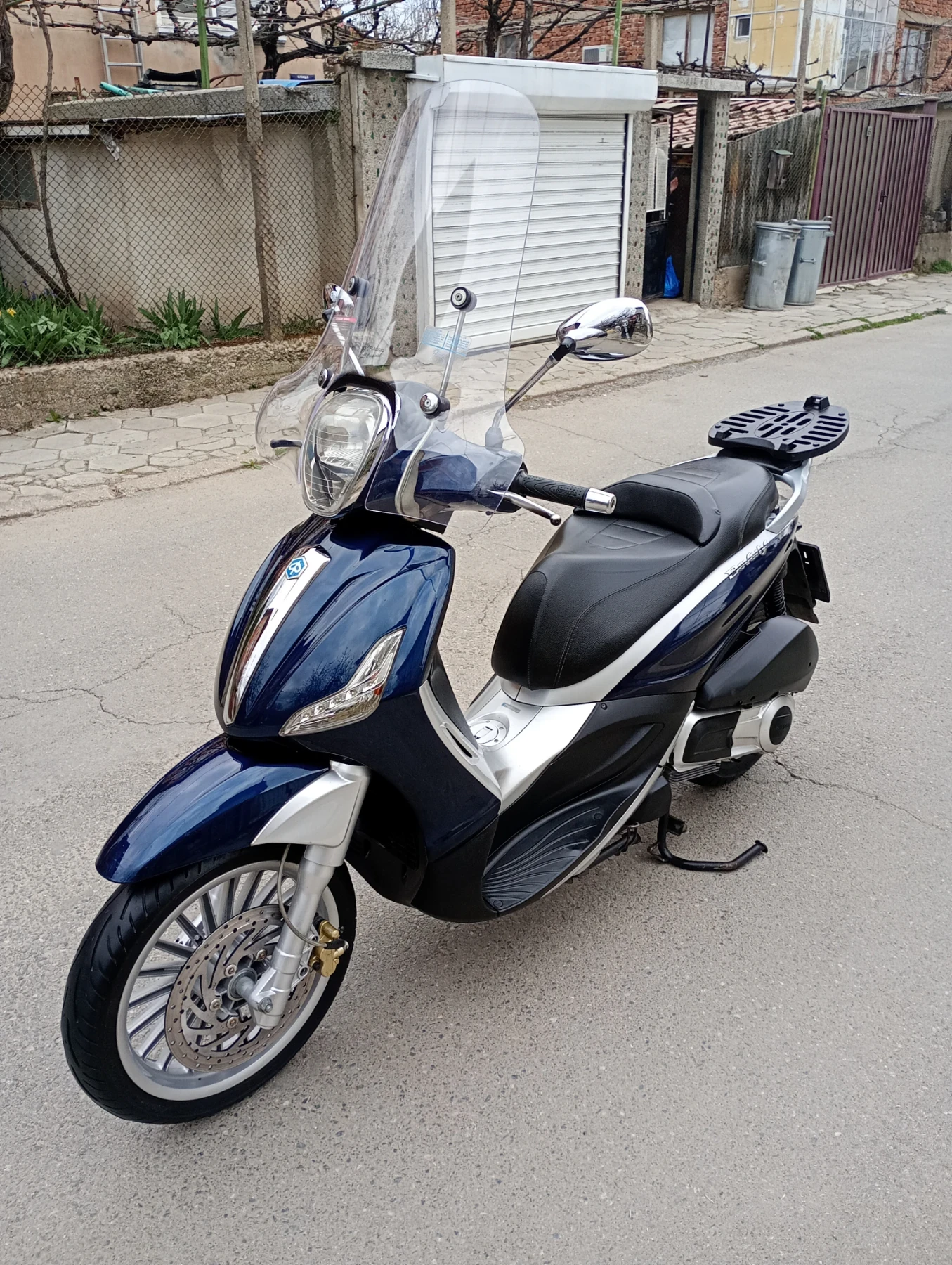 Piaggio Beverly 300 Инжекцион 2014г., снимка 3 - Мотоциклети и мототехника - 53955868