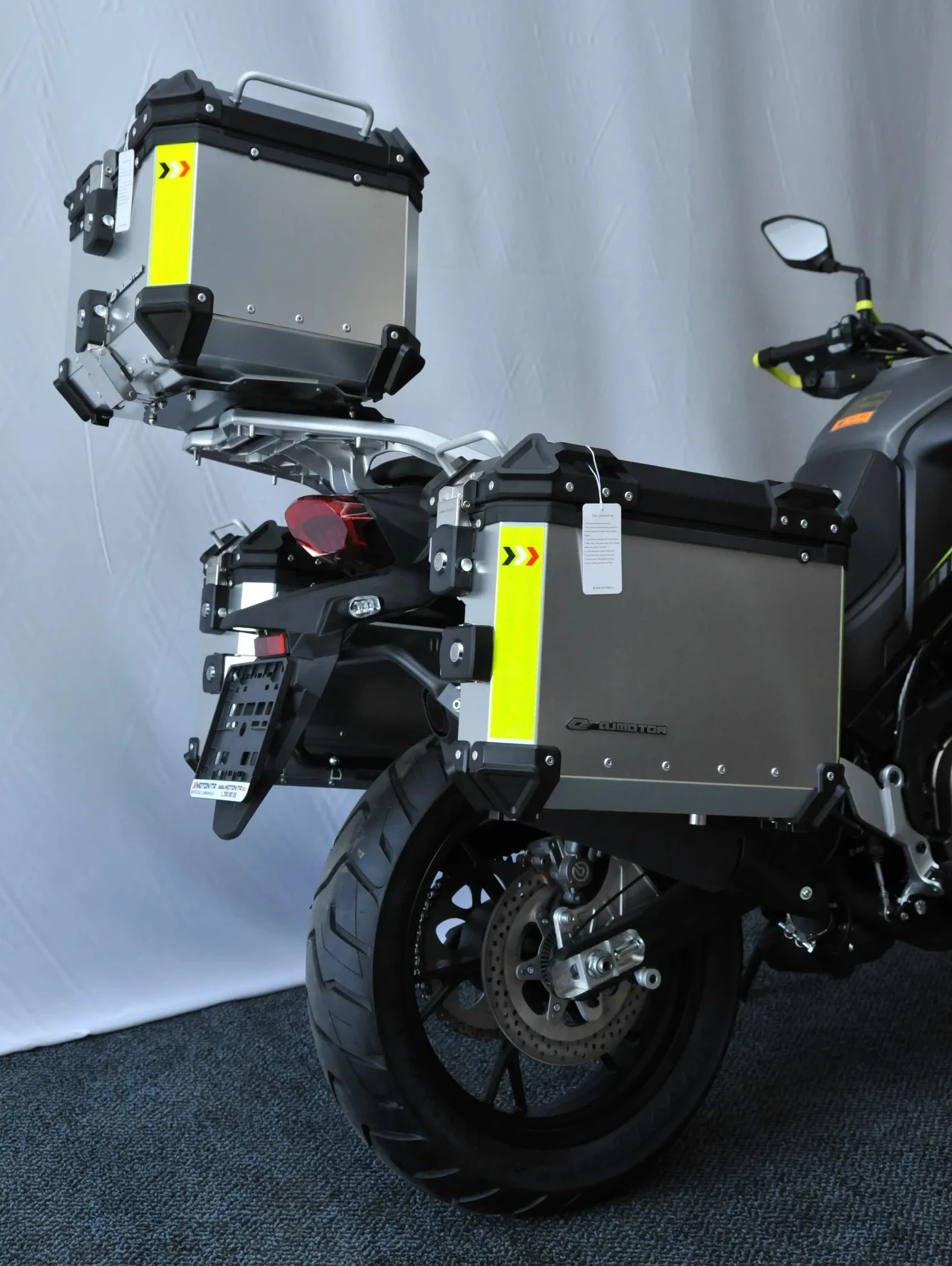 Suzuki V-strom QJMotor SVT 650 ПРОМОЦИЯ 3 Алиминиеви куфара, снимка 17 - Мотоциклети и мототехника - 54855874