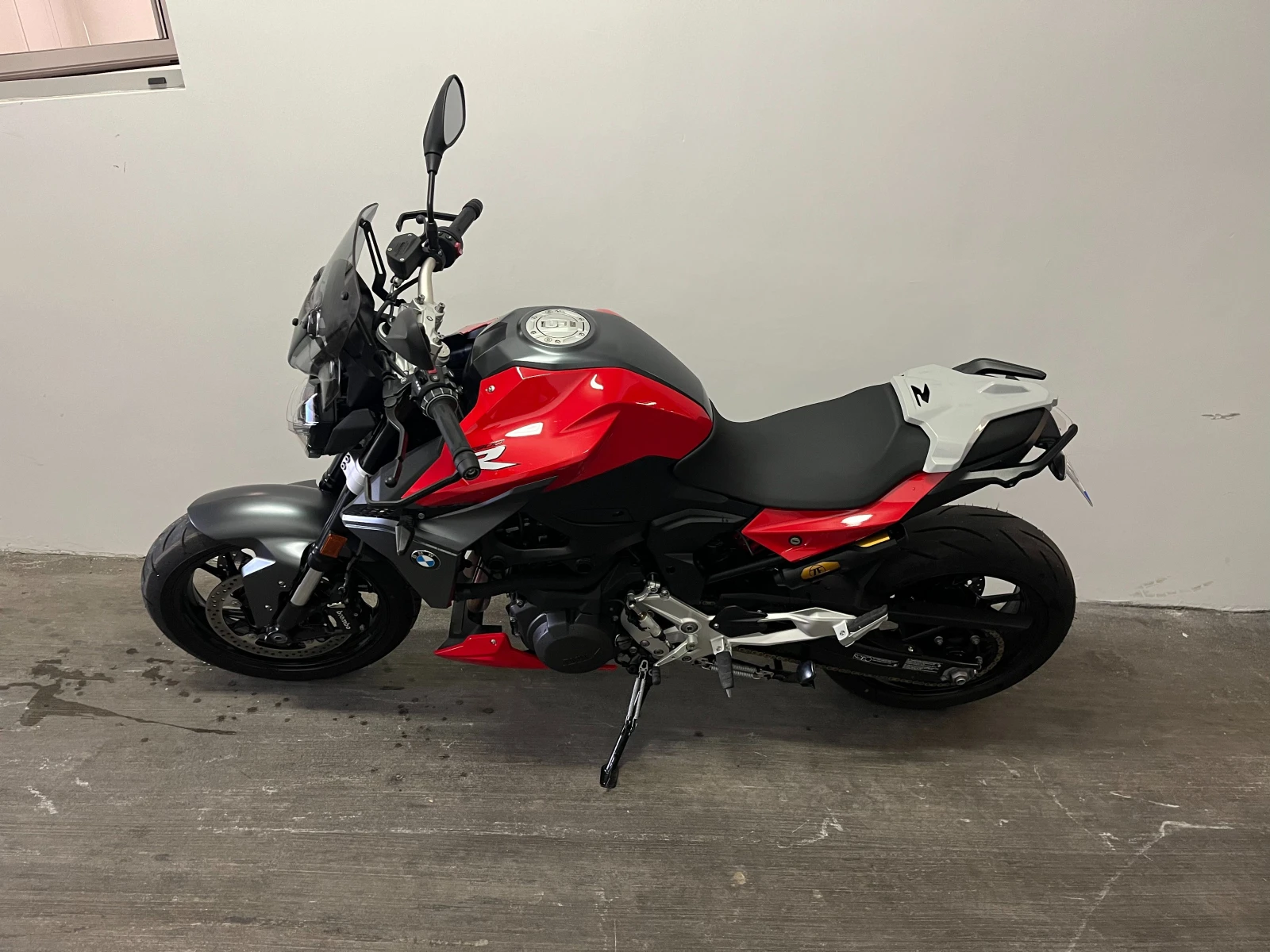 BMW F 900 R